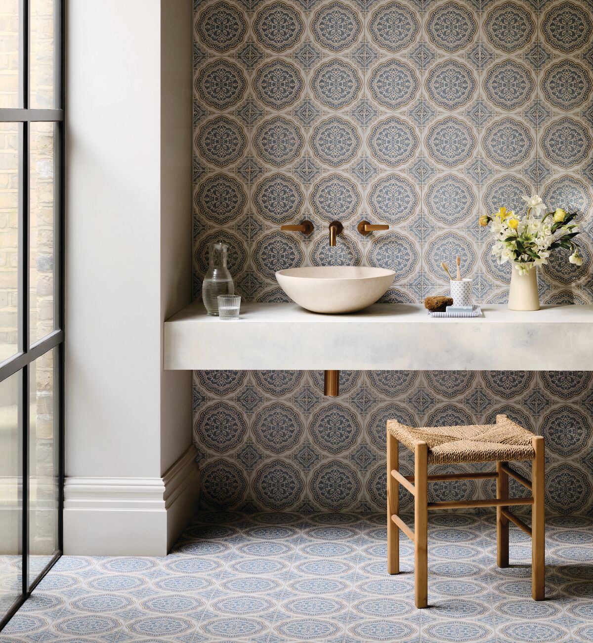 BATHROOM TILE TRENDS