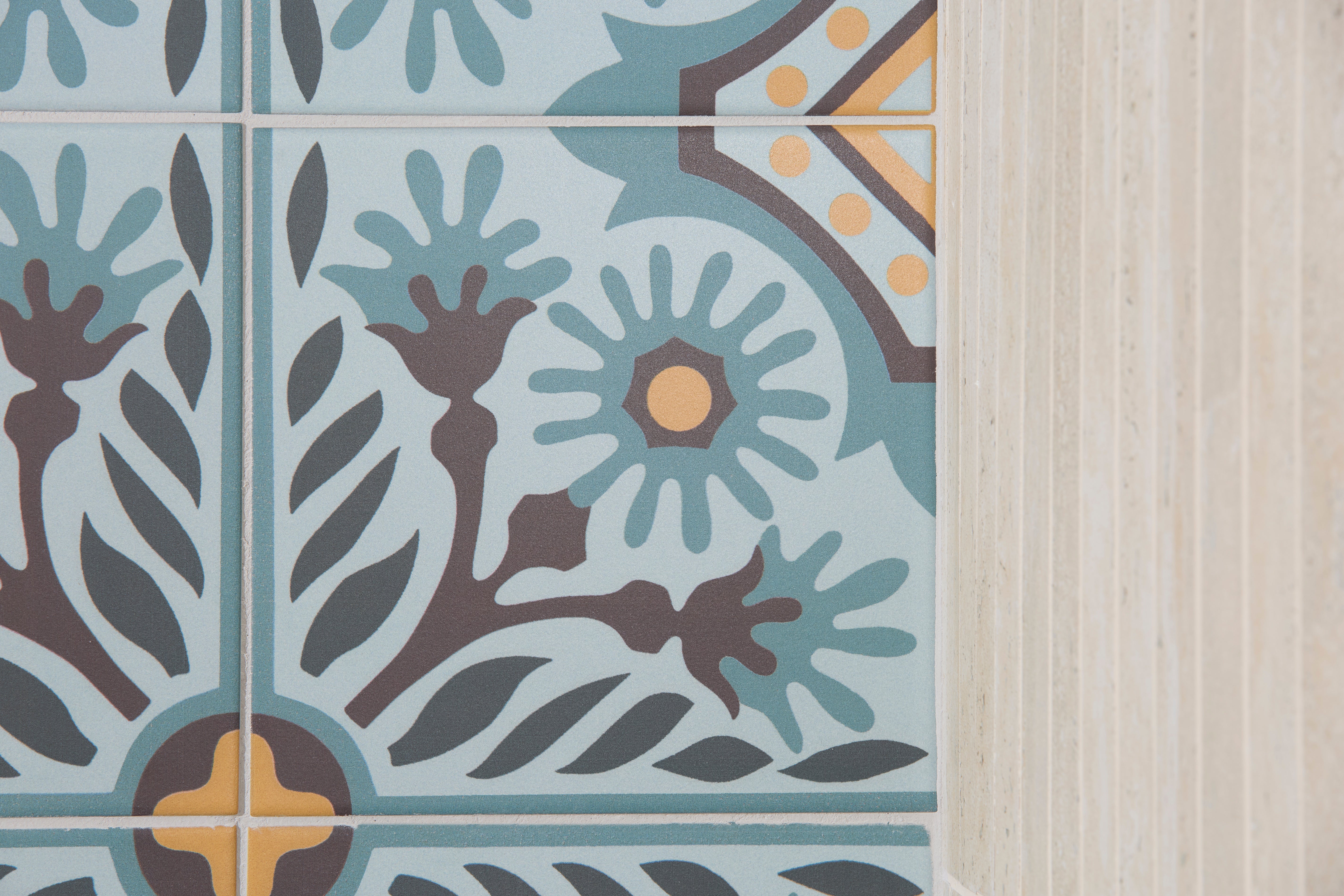 Indirah Porcelain