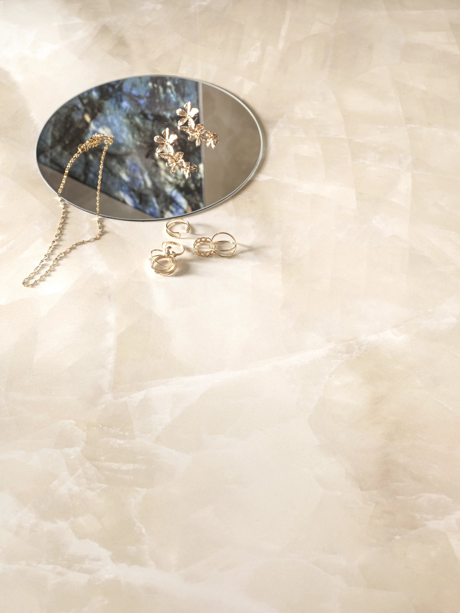 Onyx Marble Effect
