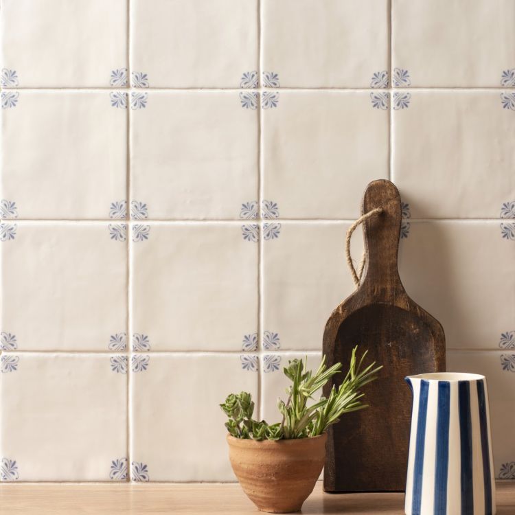 Country Delft Field Tile Beatrix Blue