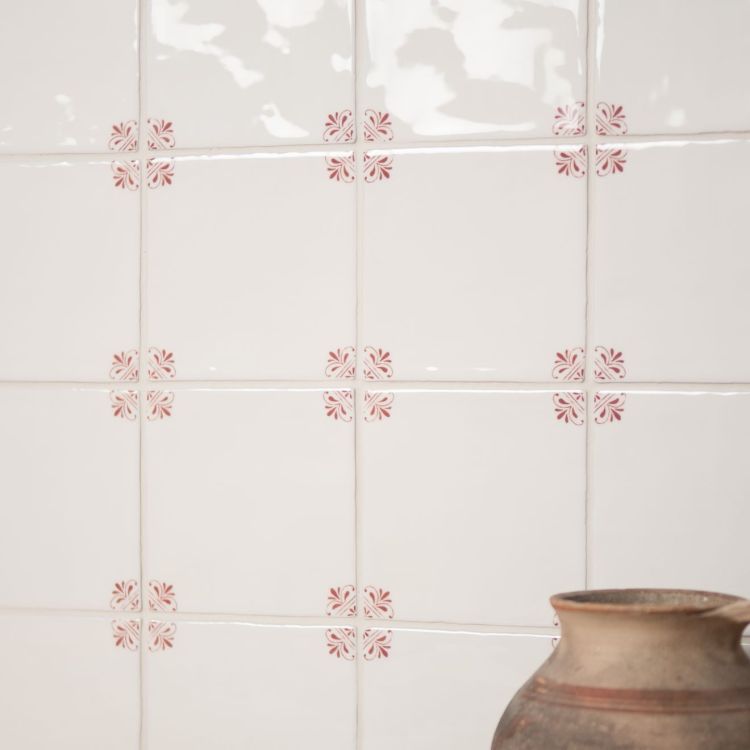 Country Delft Field Tile Beatrix Burgundy