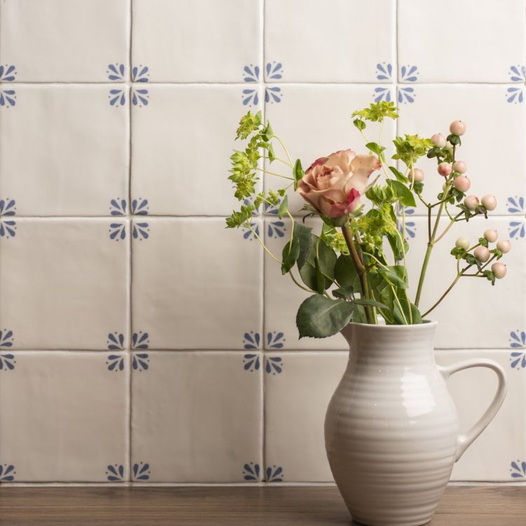 Country Delft Field Tile Cornelia Blue