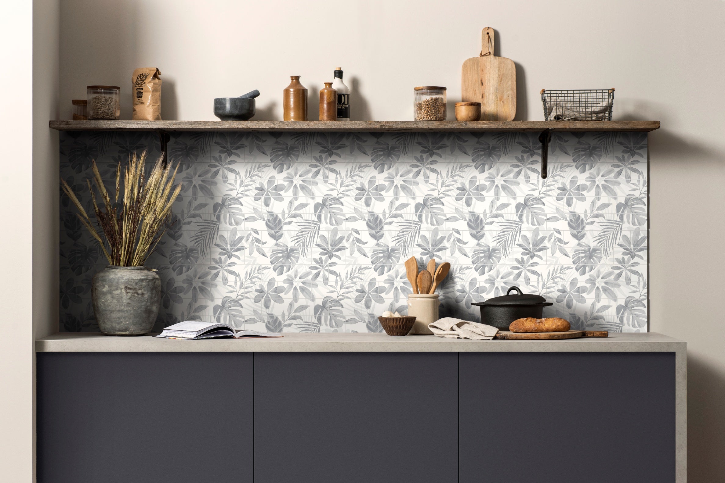 Jungle Grove Blue Brickbond 18-Tile Panel
