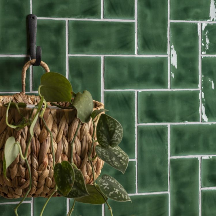 Residence Cosmopolitan Half Tile Tourmaline