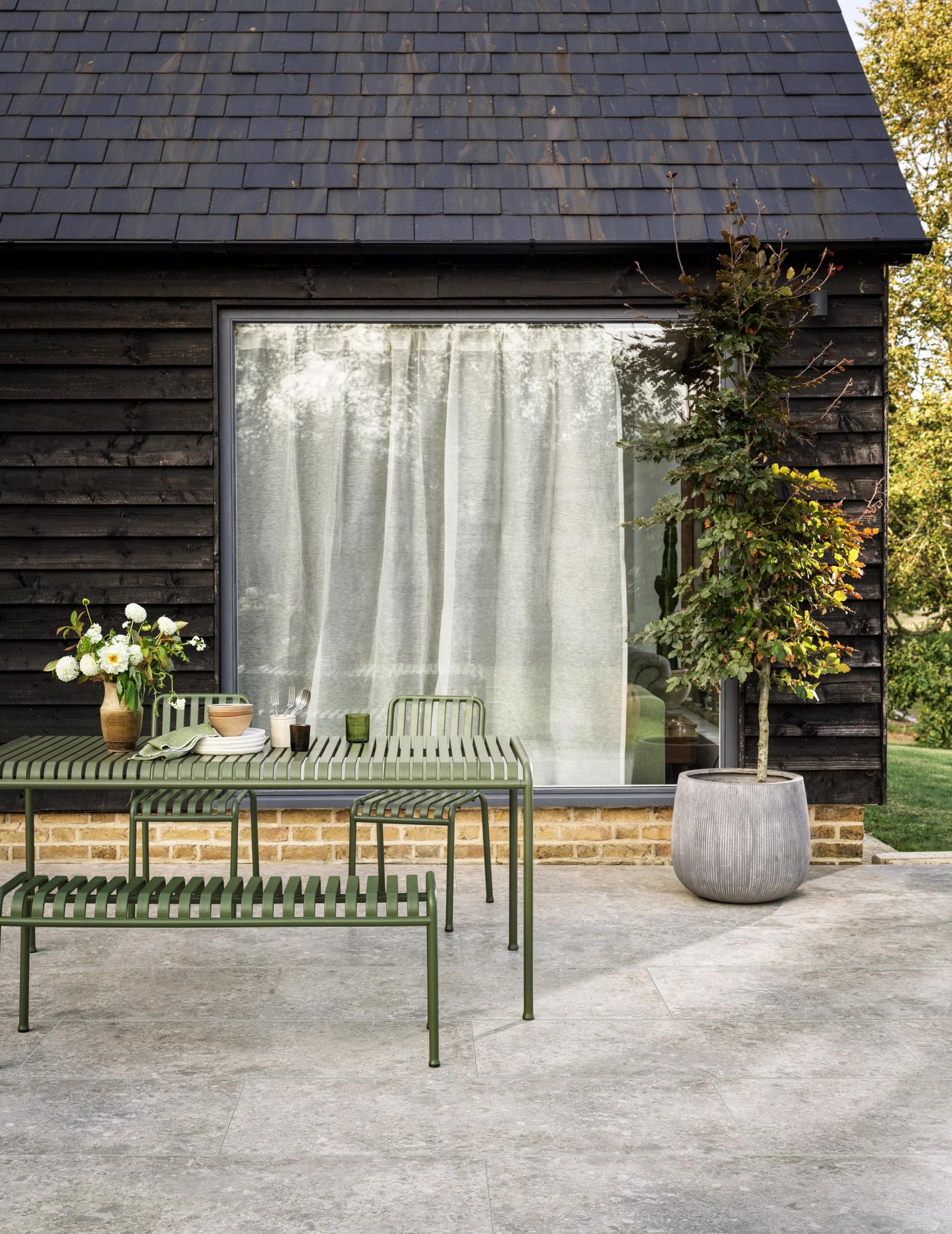 The Best Tiles for Outdoor Spaces: Choosing the Right Patio and Garden Tiles