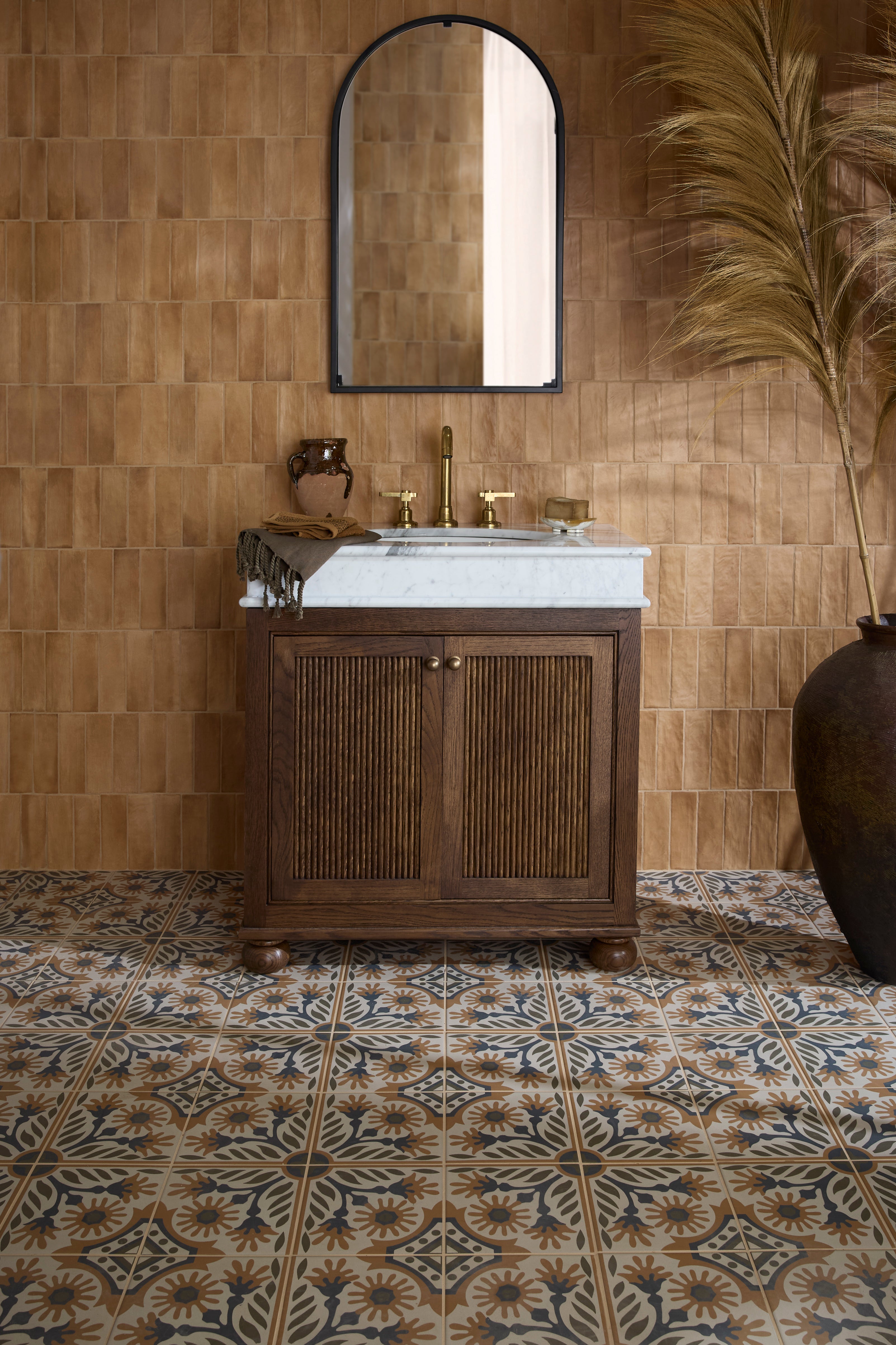 Indirah Porcelain