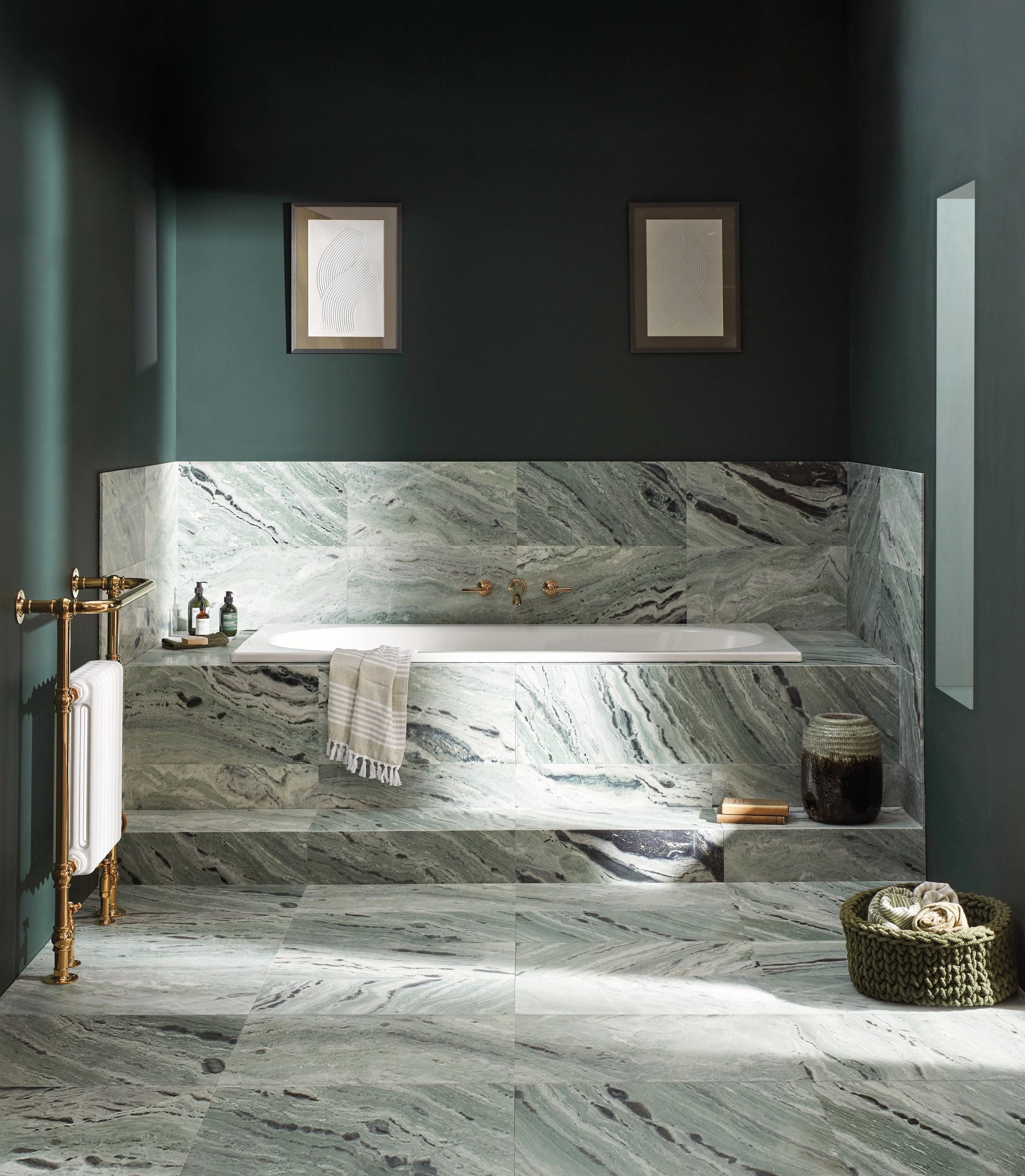 Seaspray Marble 610x305x10