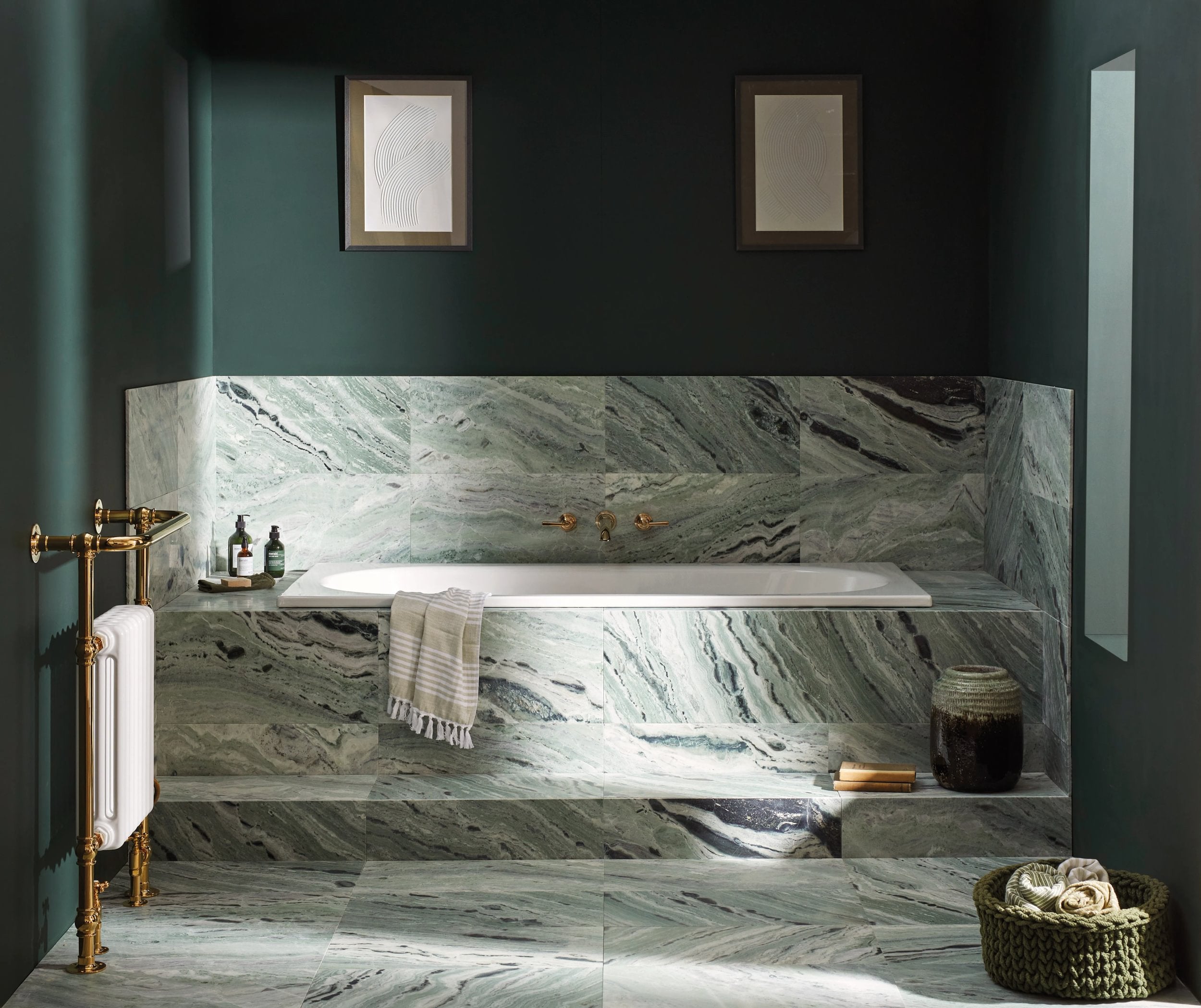Seaspray Marble 610x305x10