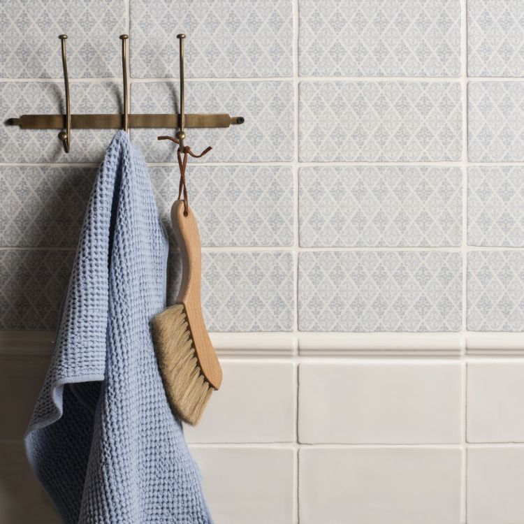 Residence Cosmopolitan Half Tile Papyrus