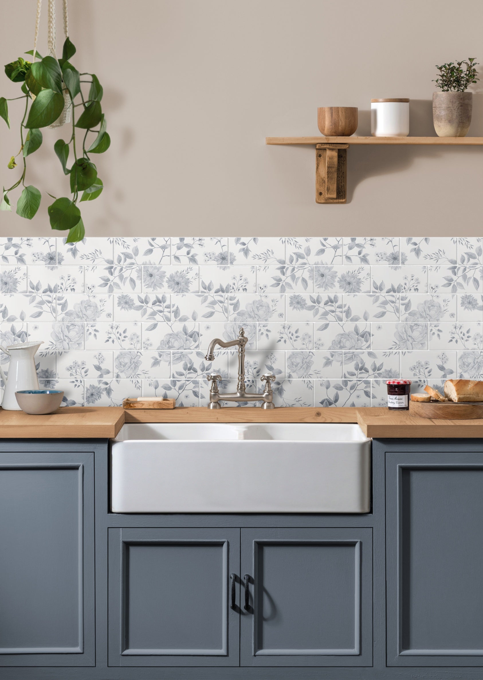 Cottage Garden Blue Brickbond 18-Tile Panel