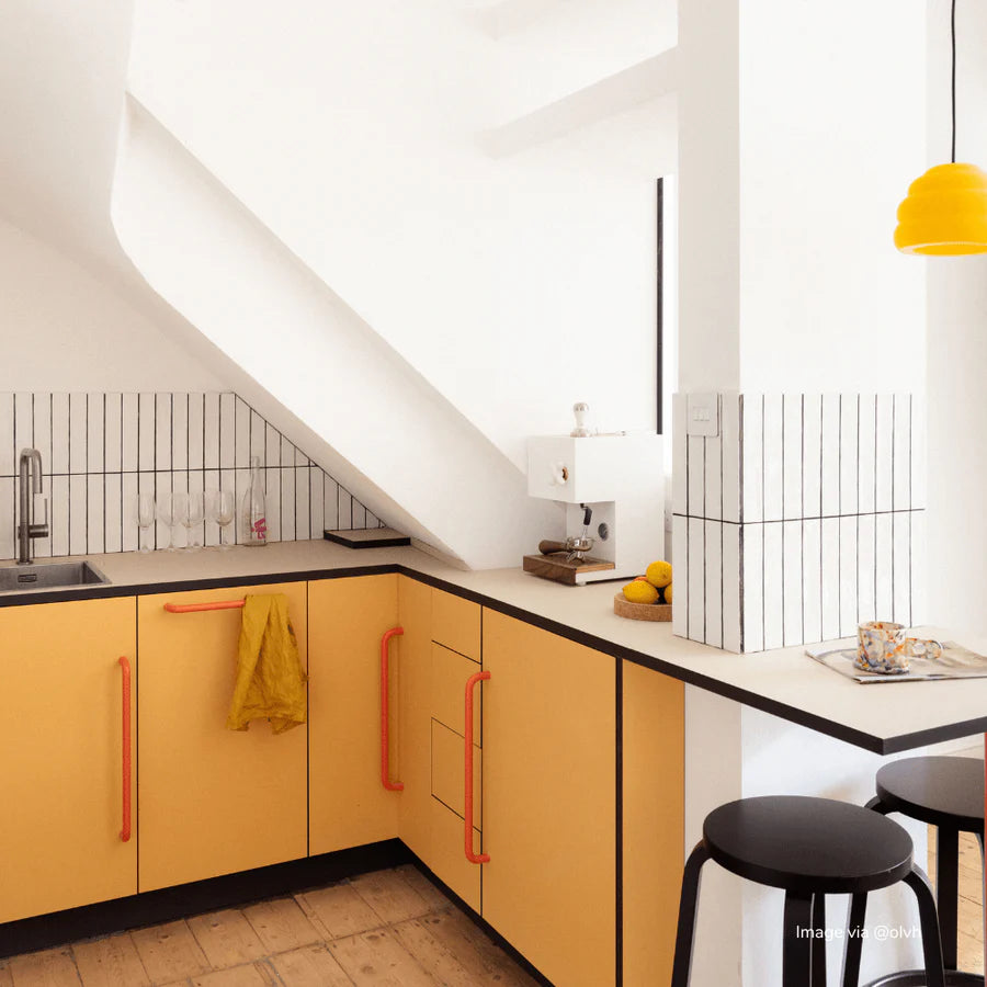 House White Glazed Skinny Metro (Brighton Stone)