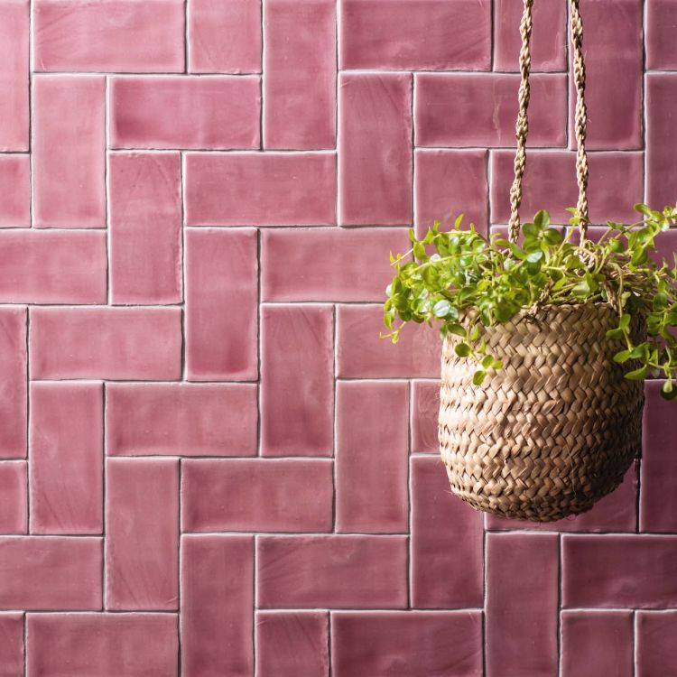 Residence Cosmopolitan Half Tile Tayberry